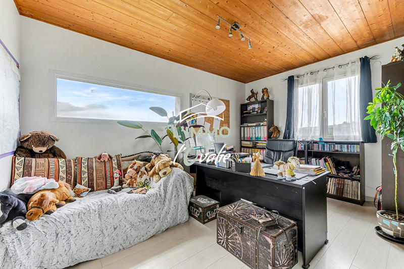 Maison - 170 m² - 5 pièces