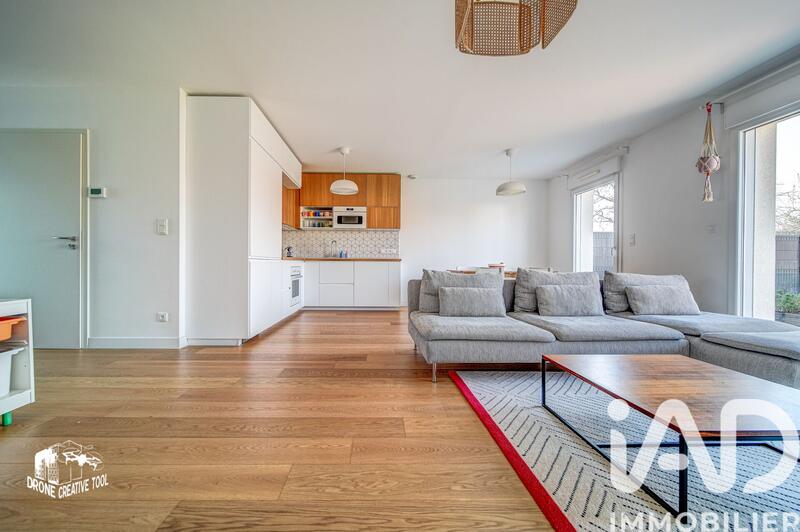 Maison - 92 m² - 4 pièces