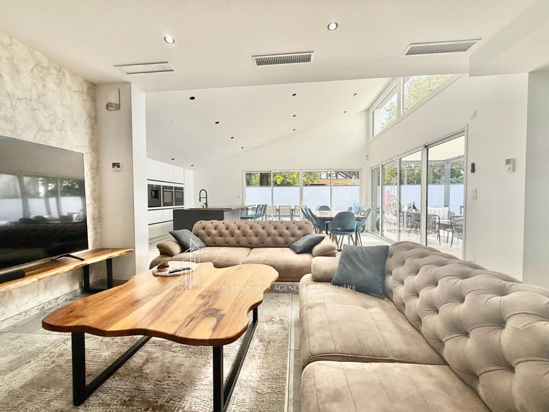 Villa - 165 m² - 7 pièces