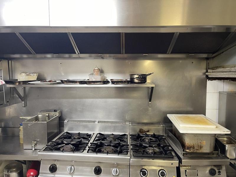 Fonds de commerce - Hôtellerie / Restauration - 140 m²