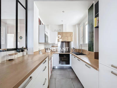 Appartement - 85 m² - 4 pièces