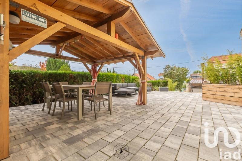 Maison - 118 m² - 6 pièces