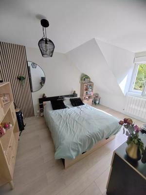 Maison - 163 m² - 7 pièces