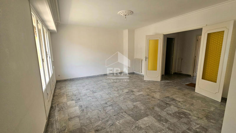 Appartement - 97 m² - 4 pièces