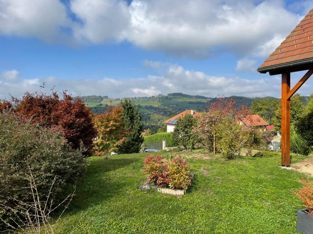 Maison - 134 m² - 4 pièces