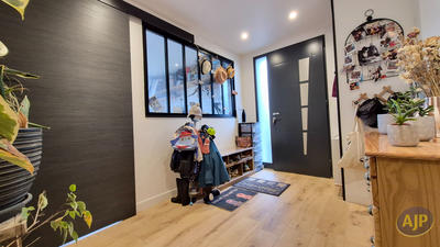 Maison - 169 m² - 7 pièces