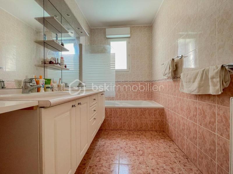 Appartement - 113 m² - 4 pièces