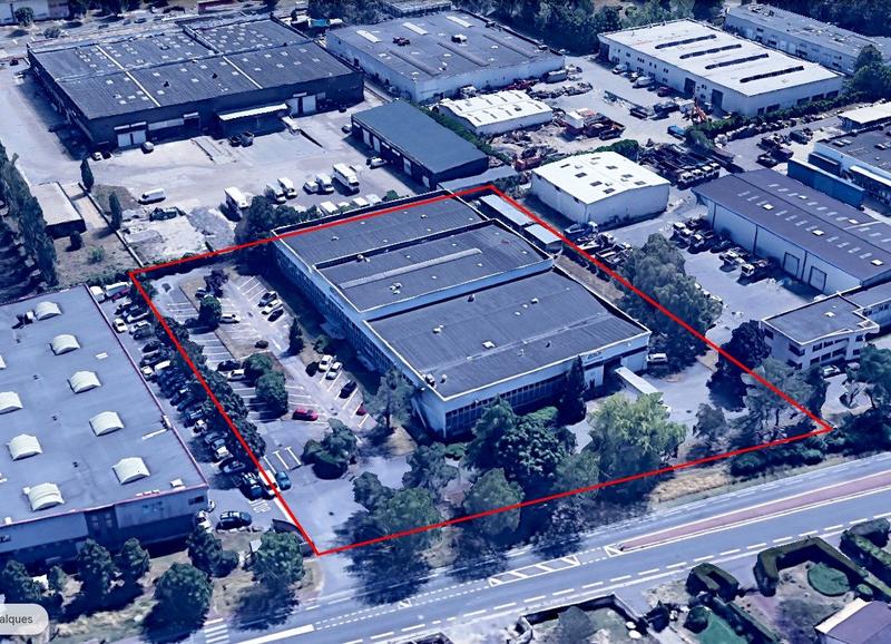 Local d'activités - 4 404 m²