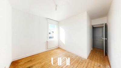 Maison - 77 m² - 4 pièces