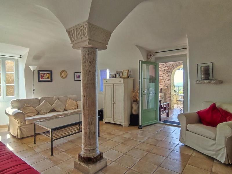 Maison en pierre - 183 m² - 8 pièces