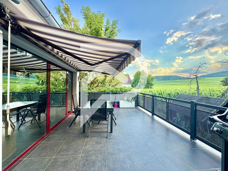 Maison - 180 m² - 8 pièces