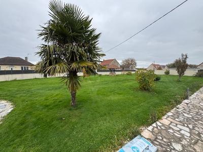 Maison - 180 m² - 8 pièces