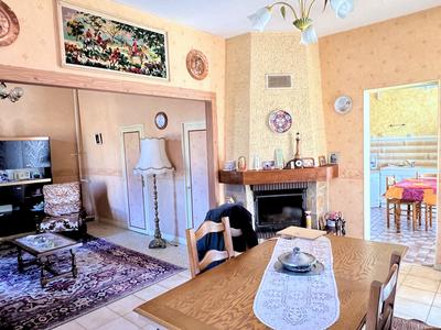 Maison - 88 m² - 4 pièces