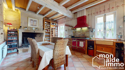 Maison - 250 m² - 7 pièces