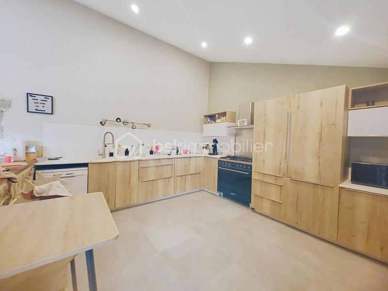 Maison en pierre - 191 m² - 7 pièces