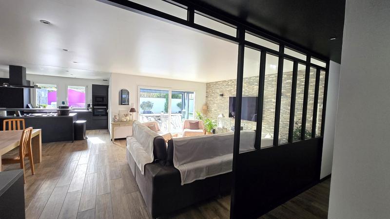 Maison - 108 m² - 5 pièces