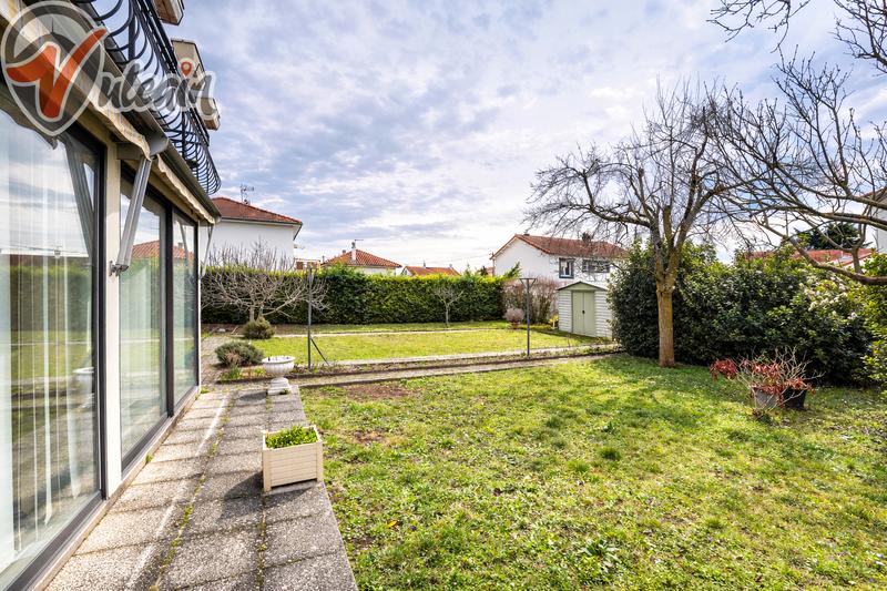 Maison - 82 m² - 5 pièces