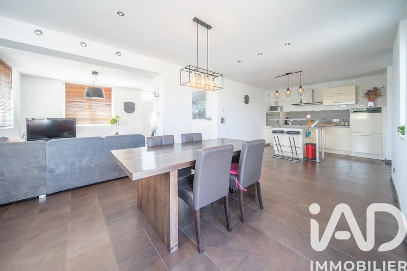 Maison - 104 m² - 5 pièces