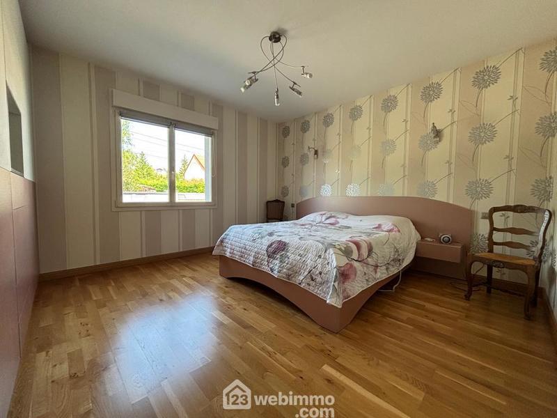 Maison - 229 m² - 5 pièces