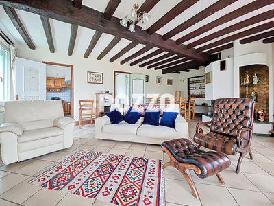 Maison - 131 m² - 131 pièces