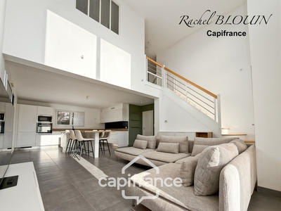 Maison - 104 m² - 5 pièces