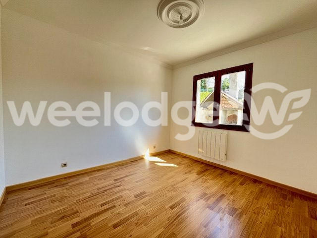 Maison - 115 m² - 6 pièces