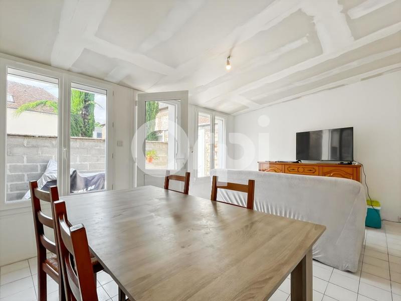 Immeuble - 130 m² - 7 pièces