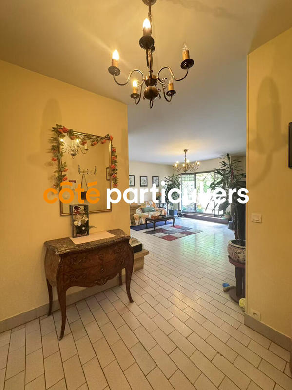 Appartement - 126 m² - 5 pièces