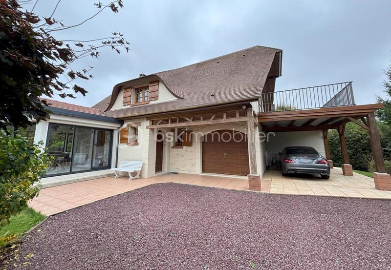 Maison - 120 m² - 6 pièces
