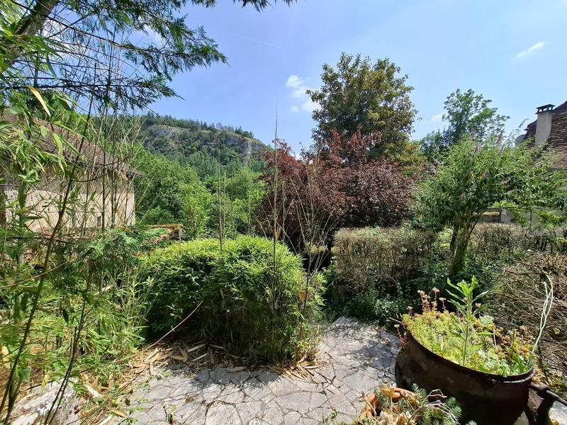 Maison - 180 m² - 8 pièces