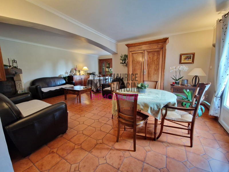 Maison - 197 m² - 5 pièces