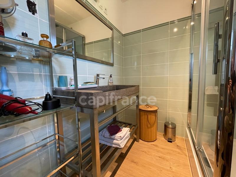 Maison - 293 m² - 6 pièces