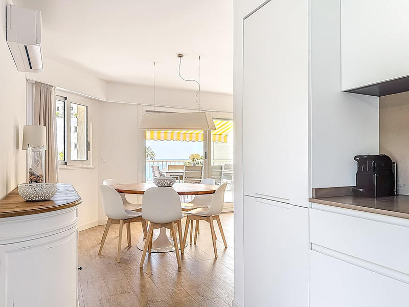 Appartement - 102 m² - 4 pièces