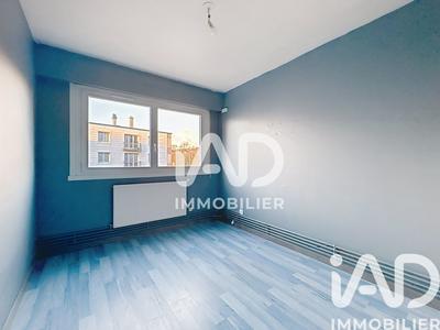 Appartement - 84 m² - 4 pièces