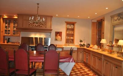 Manoir - 1 300 m² - 35 pièces