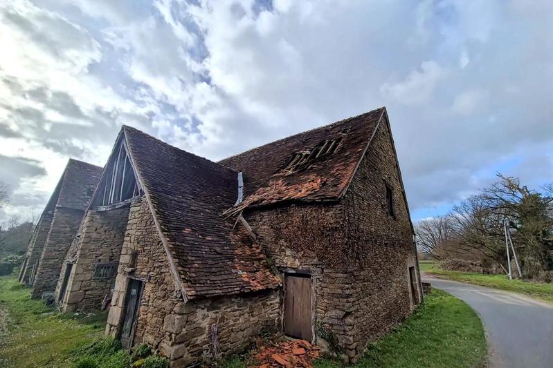 Longère - 77 m² - 2 pièces