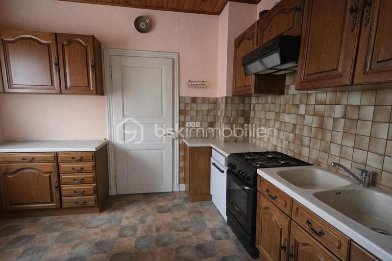 Maison - 101 m² - 5 pièces