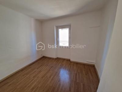 Maison de village - 117 m² - 5 pièces