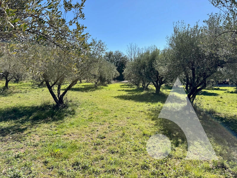 Maison - 180 m² - 5 pièces