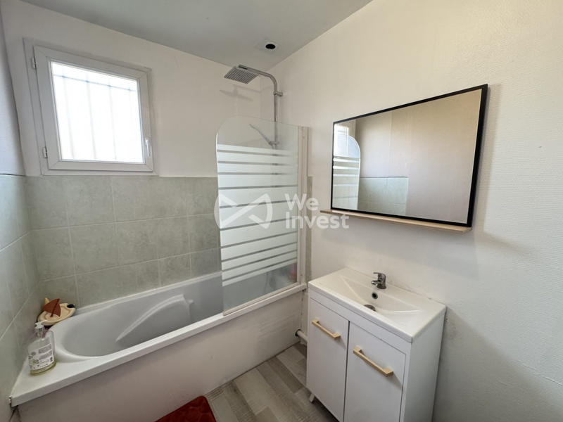 Maison - 95 m² - 5 pièces