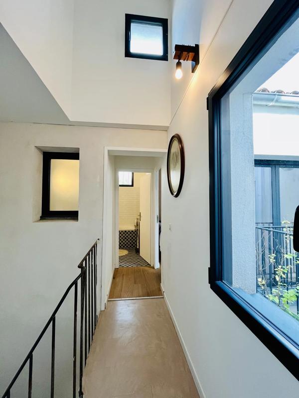 Appartement - 141 m² - 6 pièces