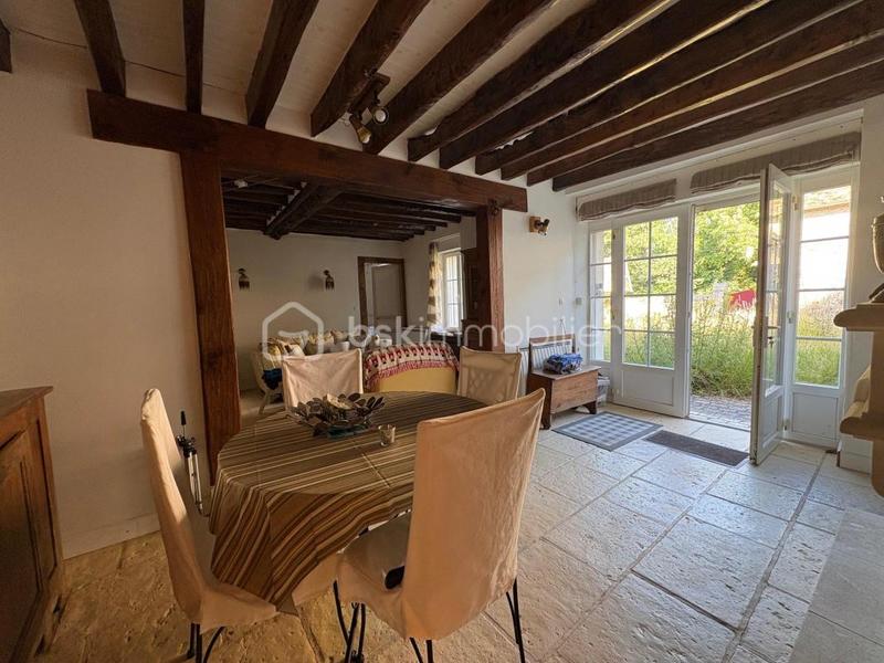 Corps de ferme - 300 m² - 7 pièces