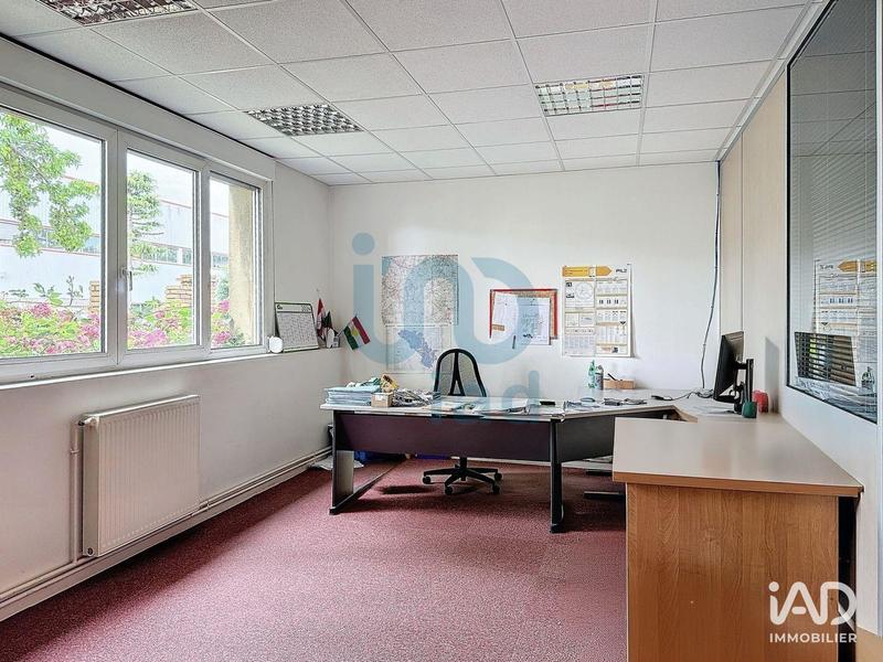 Bureau - 630 m²