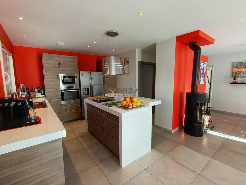 Maison contemporaine - 117 m² - 4 pièces