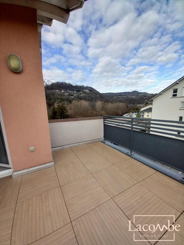 Appartement - 85 m² - 4 pièces