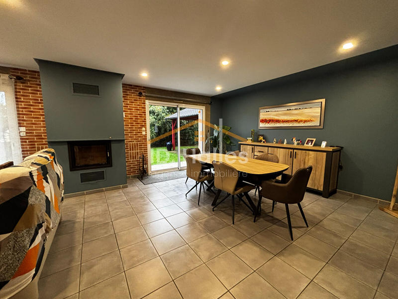 Maison - 162 m² - 8 pièces