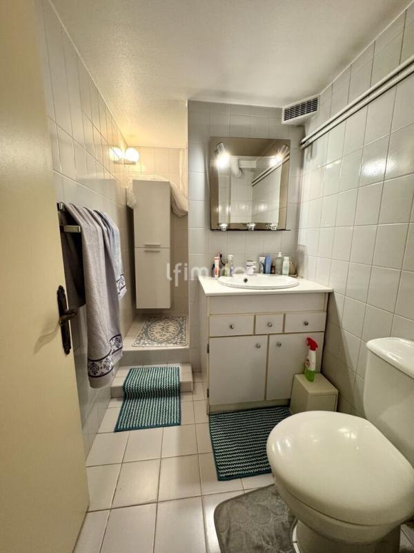 Maison - 198 m² - 7 pièces