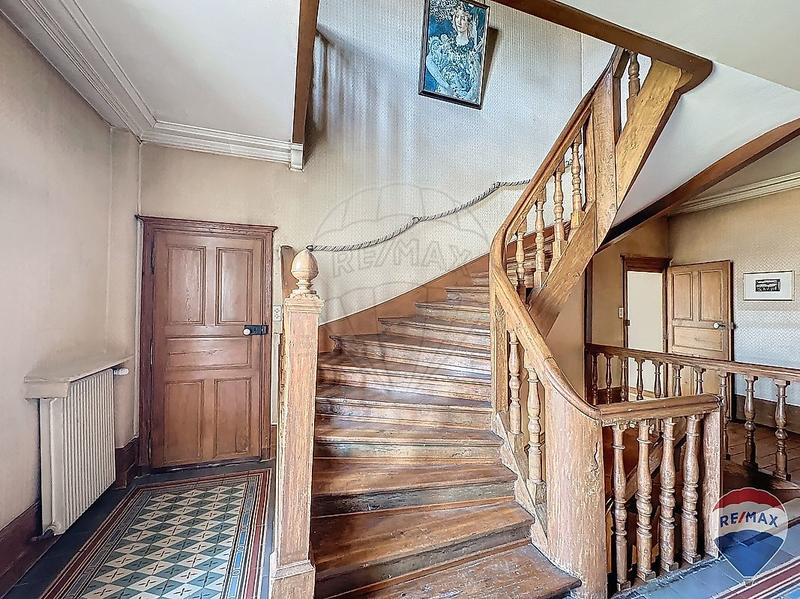 Demeure - 530 m² - 11 pièces