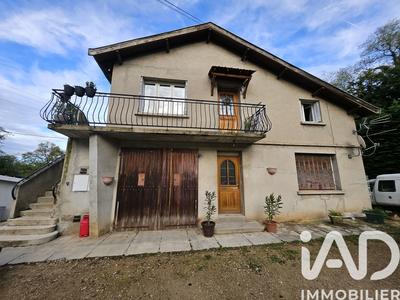 Maison - 148 m² - 6 pièces