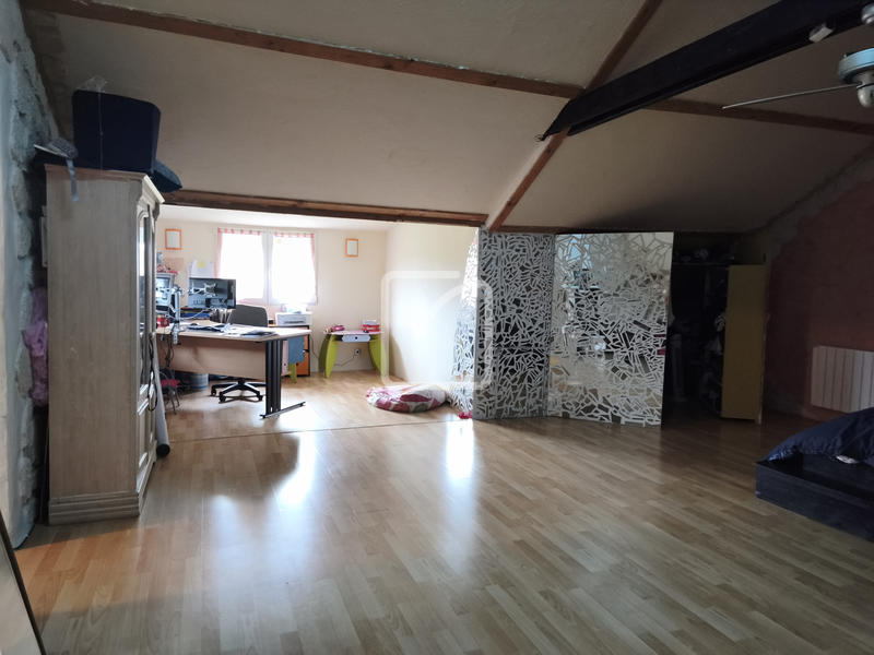 Maison - 165 m² - 6 pièces